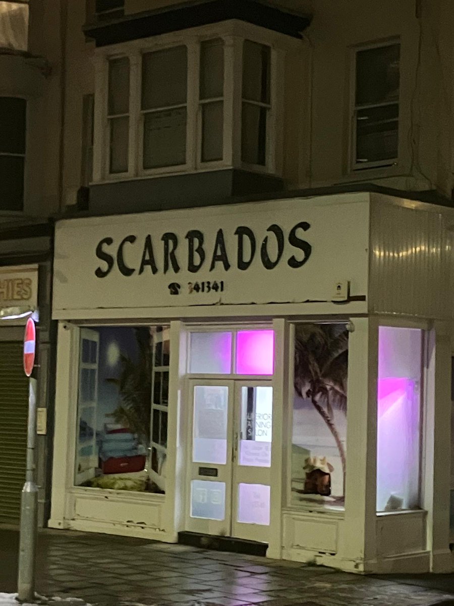 filecore's tweet image. Tanning salon 👌