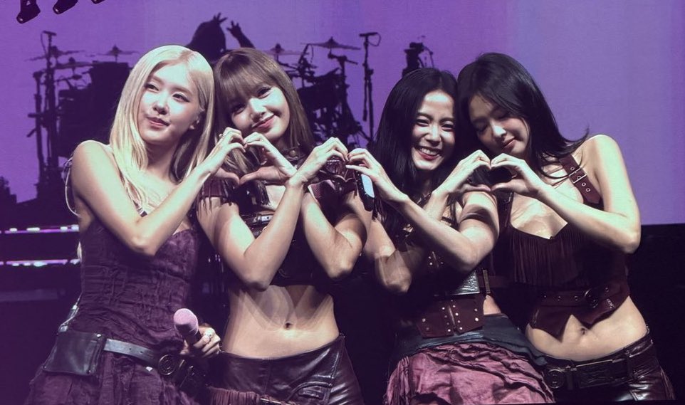 Fate994's tweet image. My home🏡🖤🩷