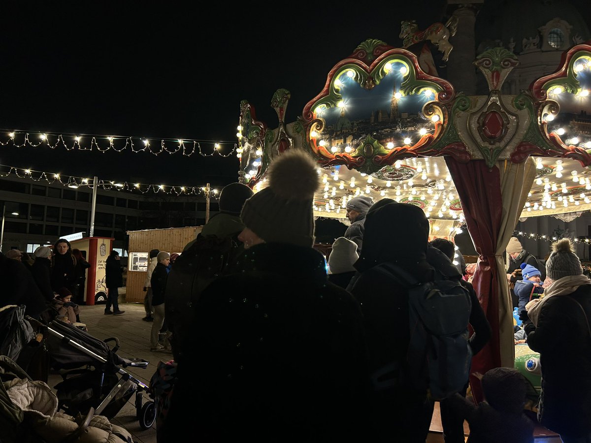 peacearhpn's tweet image. our november, #peacearhpn ❄️🌨️🎄💫