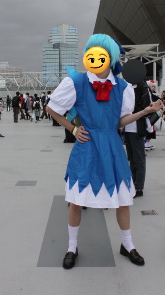 お墓の前のプリン tweet media