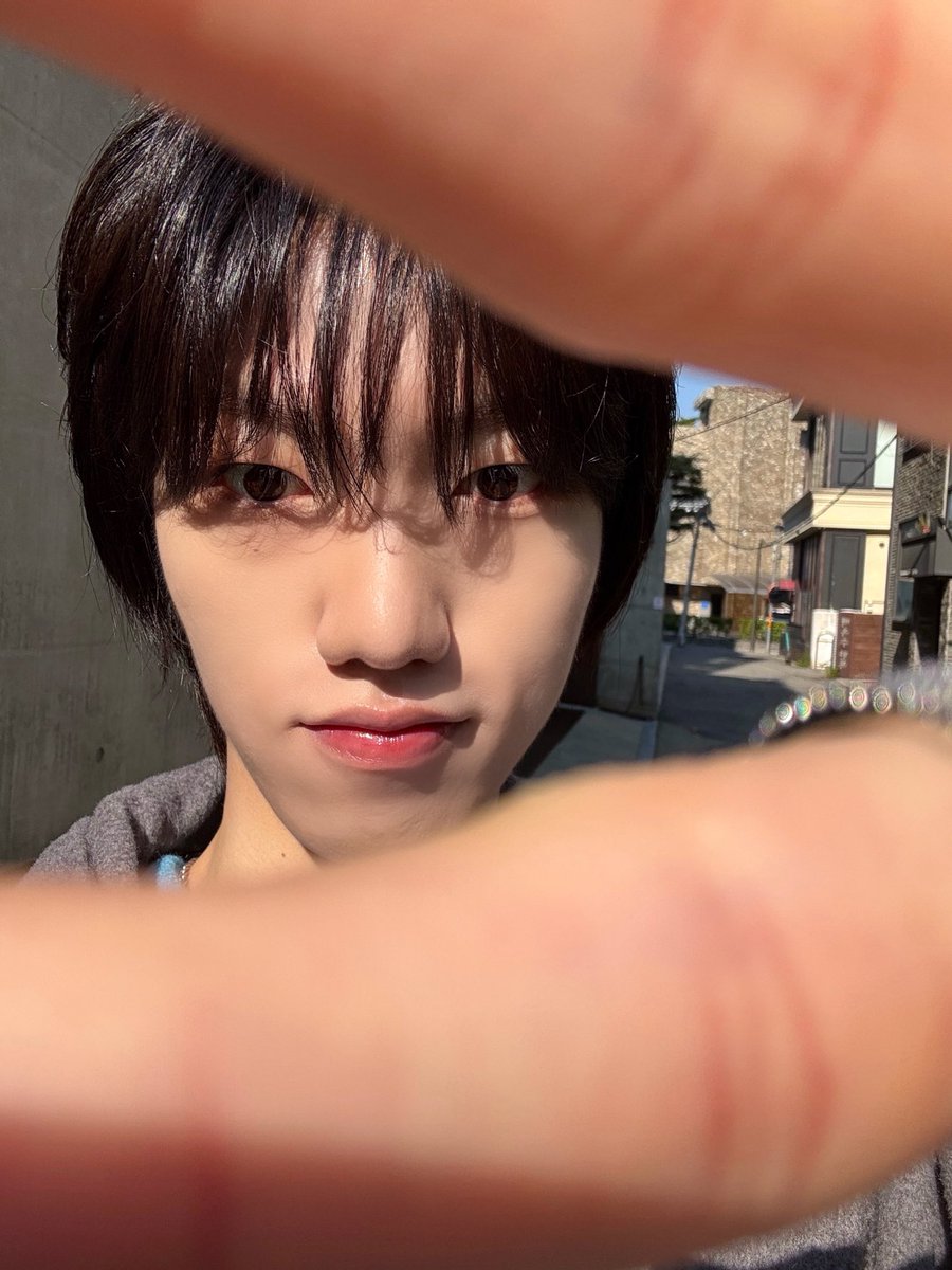 [#라엘] 잡았다 내 얼굴😗✌️

#FROM_TRENDZ #TO_FRIENDZ #TRENDZ #트렌드지