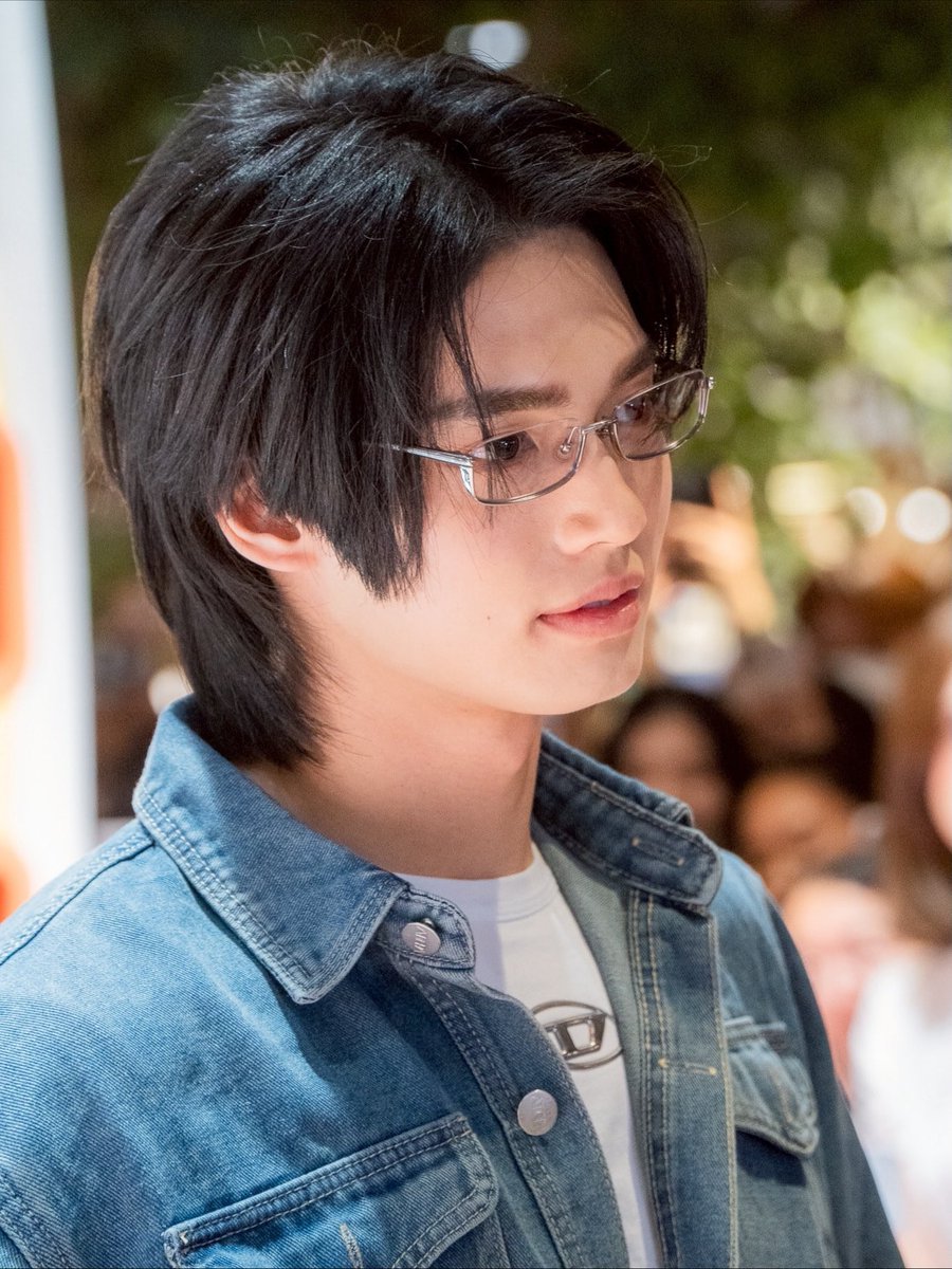 MangPor_0415's tweet image. CEO สุดหล่อ มาเสิร์ฟมาการองถึงขอนแก่น
พร้อมเมนูพิเศษ “Dinosaur Fatcaron” น้องไดโนเสาร์ น่ารักมาก 🦖💛 

#SOURILocalExclusiveMenu
#SOURI #SOURIBKK
#winmetawin @winmetawin