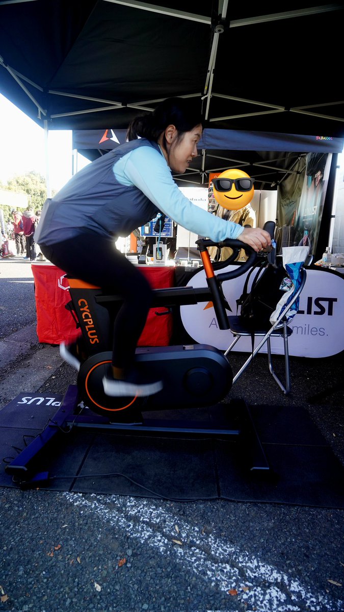 sgr_5125's tweet image. CYCPLUS T7試乗してきました！
音は本当に静かで負荷のかかり具合などが違和感なくて驚きました😳  ̖́-︎

あとサイズの調整ができるのでローラーやる方以外にもフィッティングの観点で需要が出そうな気がするんだよね👍

 #スポーツバイクデモ 
 #CYCPLUS 
 #T7