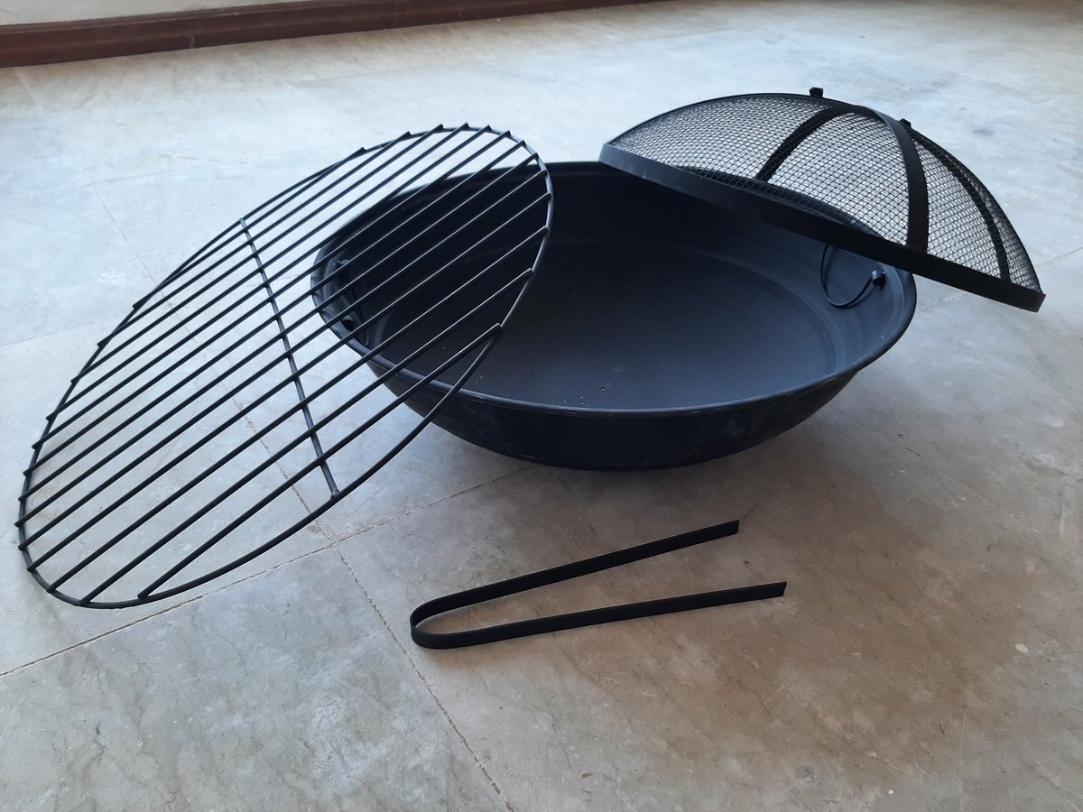 whoisthiswomann's tweet image. حالا اگر خواستید برید جنگل و طبیعت رو به آتیش نکشید، این فایر پیت رو از من بخرید 😌