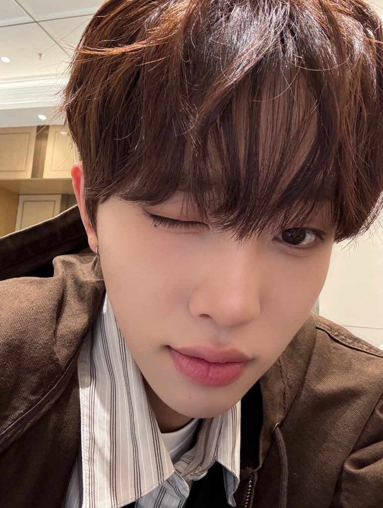 DRIPPIN's tweet photo. [📸] #DRP_PIC

◾2025. 11. 22
◽ 李协&amp;金东玧 2025广州双人合影会

광저우 드리밍 만날 수 있어서 즐거웠어요💙
우리는 다음에 또 만나요(˶ᵔ ᵕ ᵔ˶) 

#DRIPPIN #드리핀
#이협 #김동윤
#LEEHYEOP #KIMDONGYUN https://t.co/uxq8eDYWoY