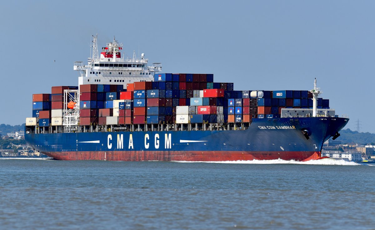 FraserG32883664's tweet image. ontainer ship CMA CGM Sambhar built in 2006 and sailing in Gravesend Reach.#ContainerShip #ContainerShips #ContainerCarrier #WorkingRiver #CargoShip #Shipping #ShipsInPics #Ship #Maritime #Marine #Import #Export #Ships #Ship #Containerschiff #Tilbury #Thames #RiverThames