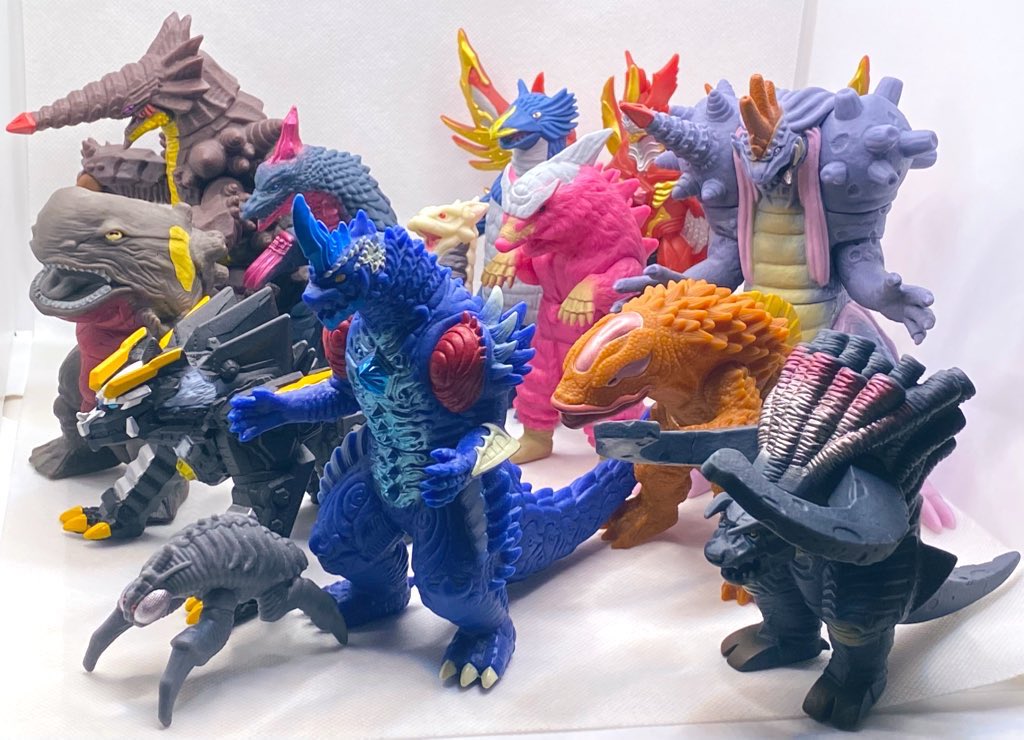 オメガの新怪獣のソフビ ウルトラアクションフィギュアで出た