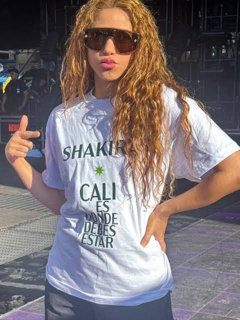 juanmartinbc's tweet image. El petrismo atacando el concierto de Shakira en Cali… a esa gente el progreso le da alergia.
Los mismos que hoy rechazan un concierto son los que se opusieron al tren de cercanías.
Siempre frenando lo que impulsa a la región.