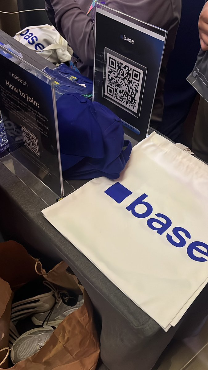 JeydiEs's tweet photo. #YGG2025 #yggxbase @YGGPilipinas @basepilipinas https://t.co/jLx79PtFPM