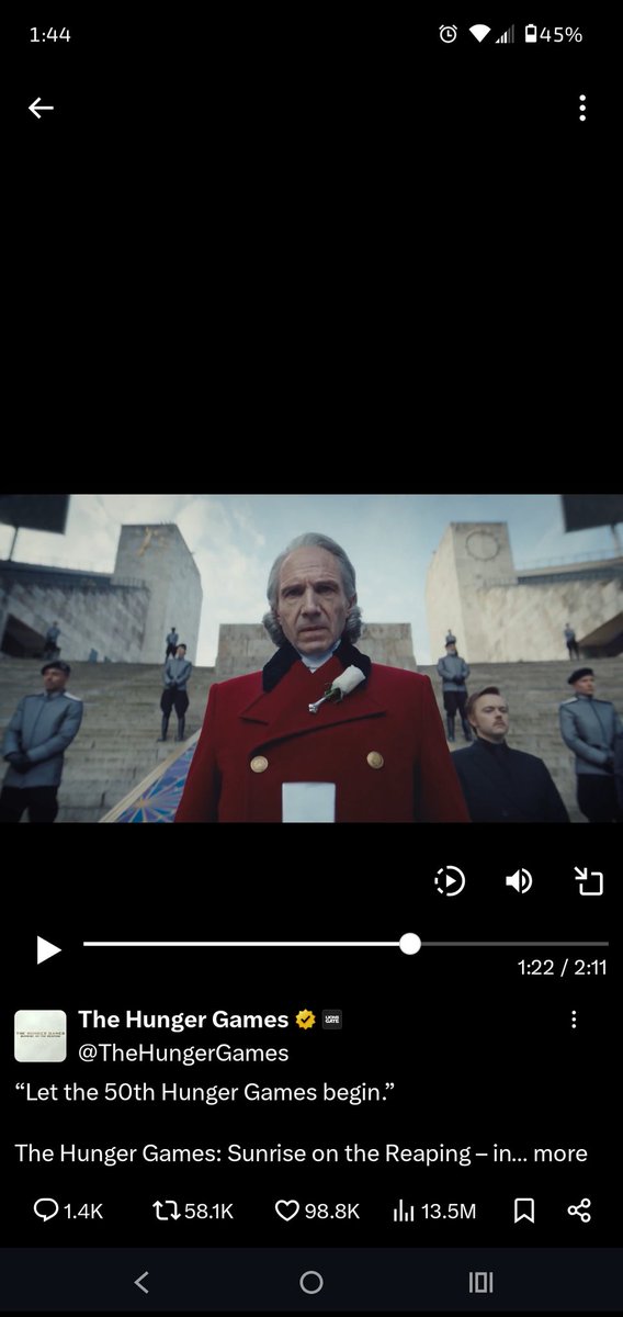 Trigger warning for us Kinglets.

As a Kinglet this is so fucking funny to me. Young (and Old) Snow got thirst traps. But this Snow is so fucking ugly. I can't. This is what happens when you get R*lph to be a character 😂😂

This is what I call poetic justice.