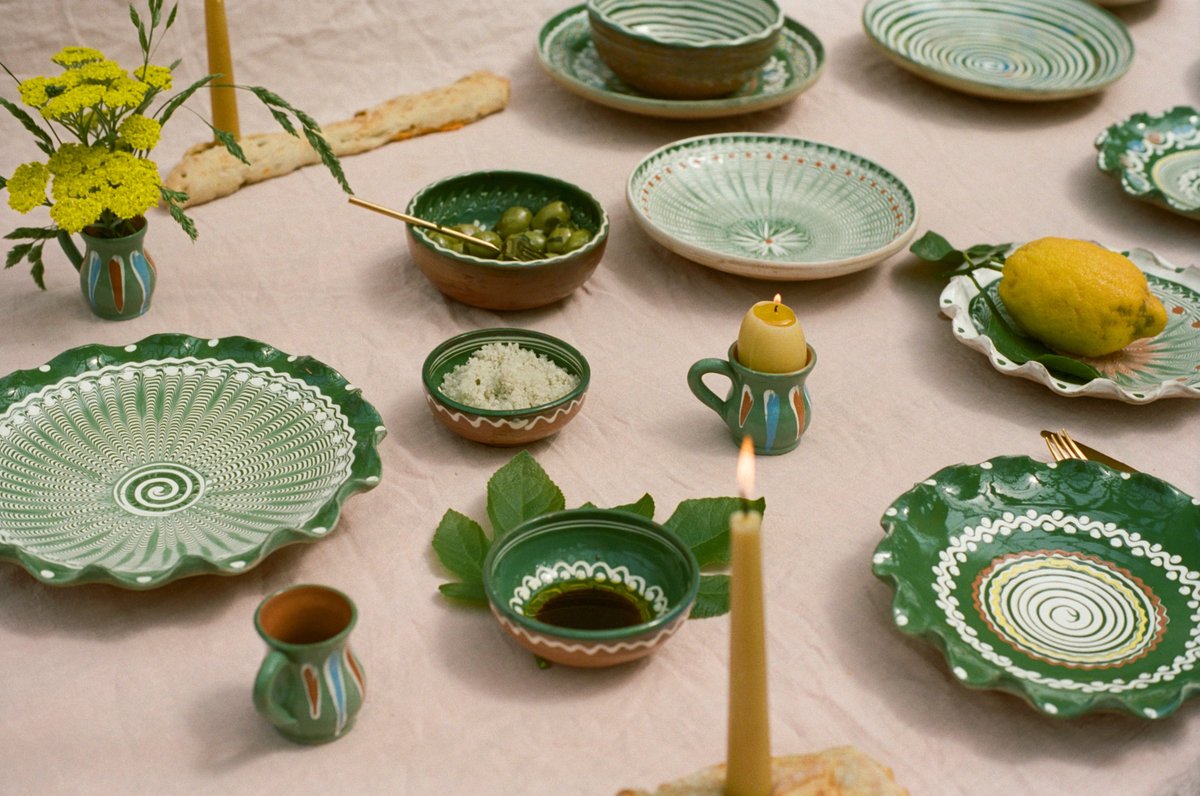 MuseumoftheHome's tweet image. These handcrafted pieces from our Winter Market makers will warm hearth and home ☕️🧣  

Just 7 days to go until the Museum transforms into a festive market for one day only! 

Explore the full list of stallholders and get your tickets now at museumofthehome.org.uk