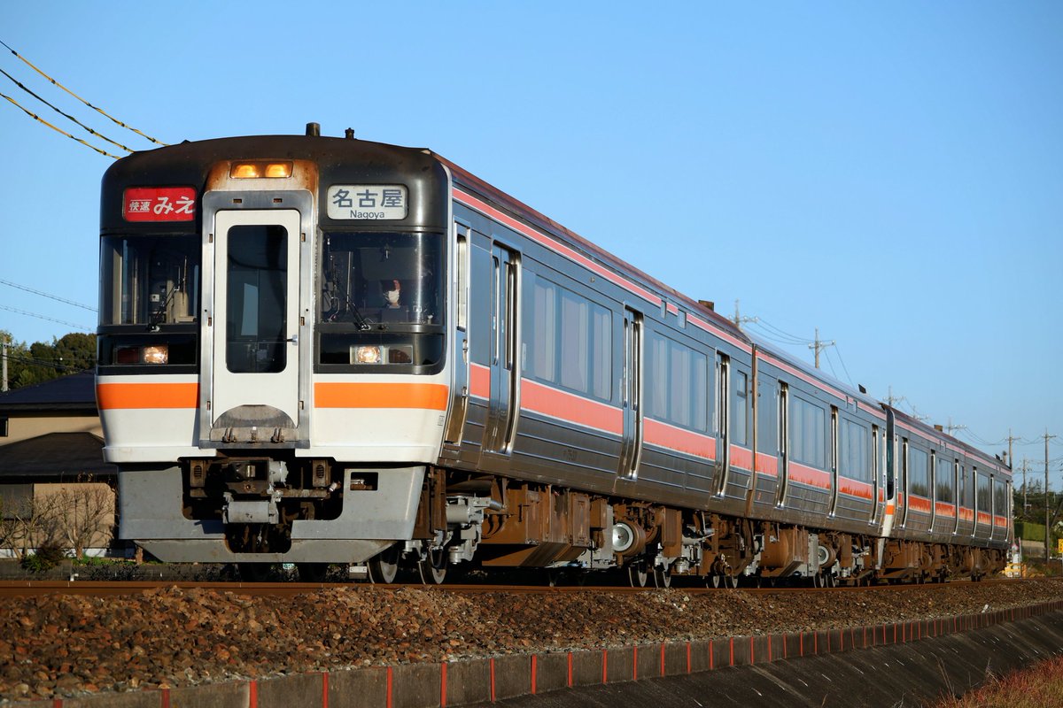 akebono83go's tweet image. 2918D
快速みえ18号名古屋行き
キハ75形4B
前が検明けの車両でした。