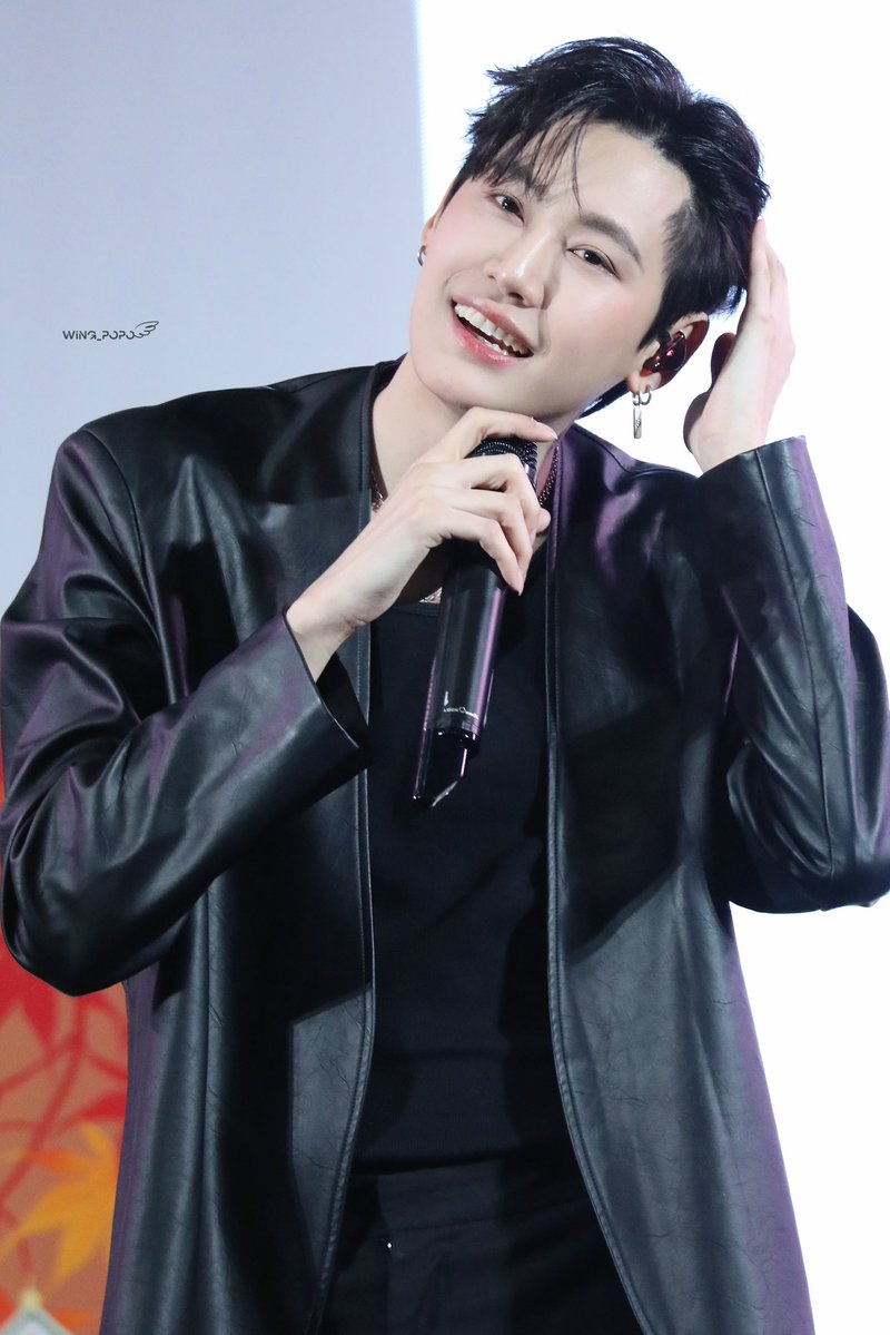 aawingao's tweet image. 251122
 cute and handsome too 
@bb0un 

#JNTOthailandxBoun
#bb0un