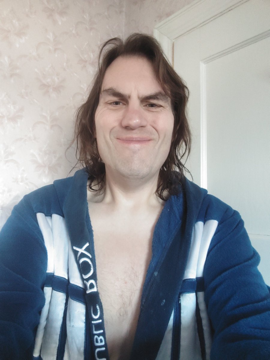 davidlsmith1976's tweet image. My Saturday in Hinckley, Leicestershire, UK.

Go to the gym, shower, change, go for a walk.

Having been 350lbs once I don&apos;t want to be like that ever again.

#gym #gymrat #gymaddict #gymmotivation