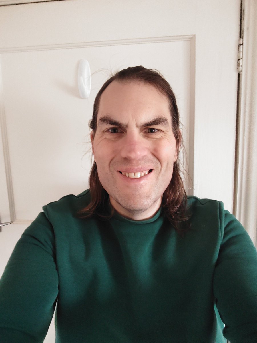 davidlsmith1976's tweet image. My Saturday in Hinckley, Leicestershire, UK.

Go to the gym, shower, change, go for a walk.

Having been 350lbs once I don&apos;t want to be like that ever again.

#gym #gymrat #gymaddict #gymmotivation