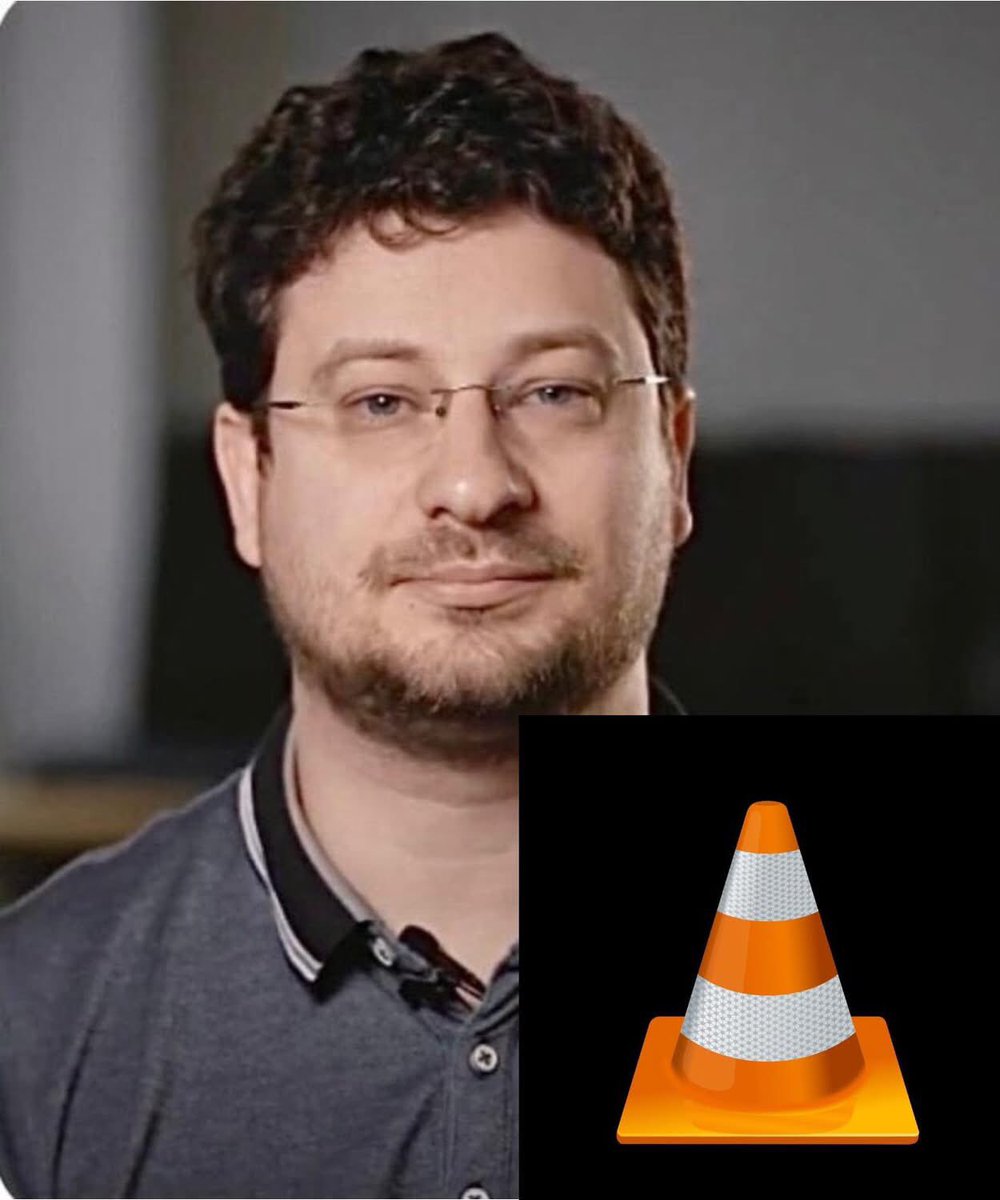 Luckyflows's tweet image. This man built VLC, turned down stupid money just to keep it ad-free, and still gave it to us for free. Then gave us 200% volume increase …Absolute hero.