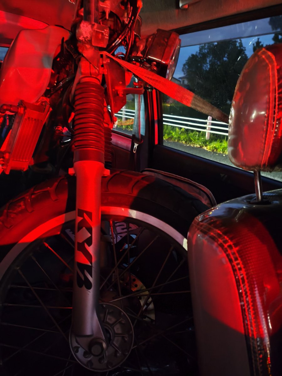 長かった…
やっとtwなおせた…
てかサンバーtwのるんやね