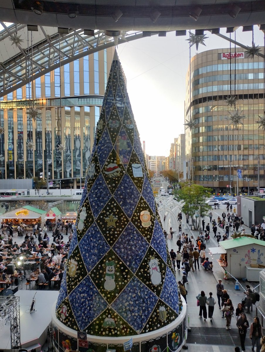 マリオツリー。点灯される前に、あとにしたけど。