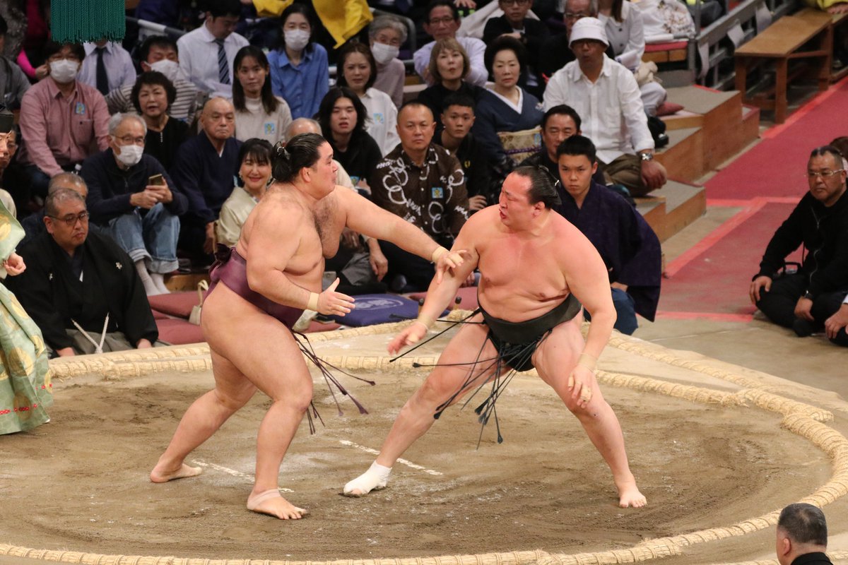 nEk☆です。狼雅 2点 狼雅関惜しかった💦 明日は勝とう🔥 #大相撲九州場所 #令和7年11月場所