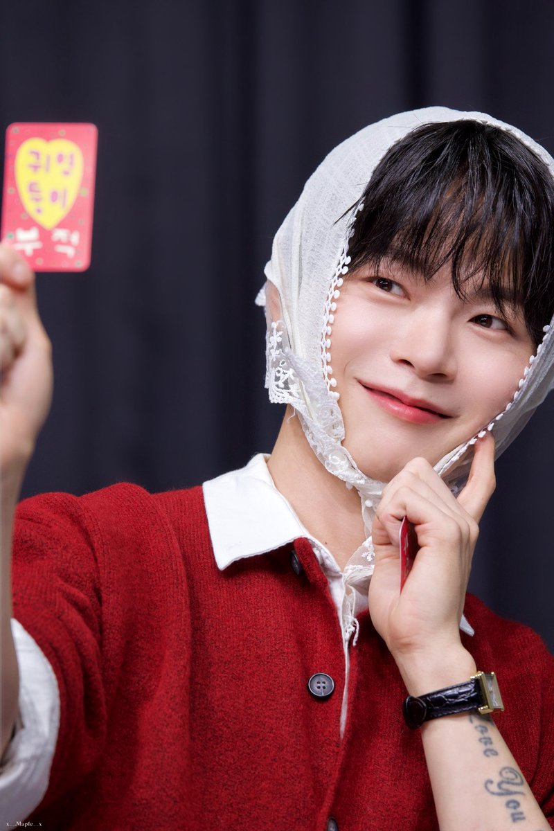 251114 디마뮤 팬싸　

#LUCY #루시 #신예찬 #예찬