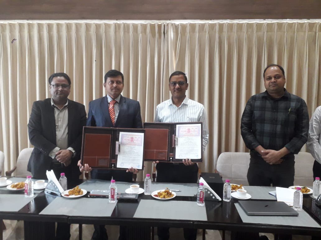 damodarvalleyco's tweet image. PPA signed today in Ranchi between DVC and Tata Steel Ltd. for supply of 90 MW power from DVC generators — strengthening our commitment to reliable energy and industrial growth. ⚡️🤝 #DVC #TataSteel #PoweringProgress
