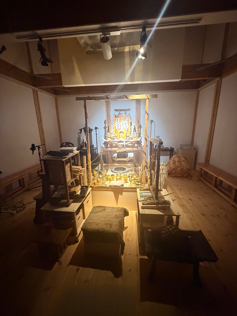 shokai37's tweet image. 只今より無量寿講・不動追善供養法を執り行います。