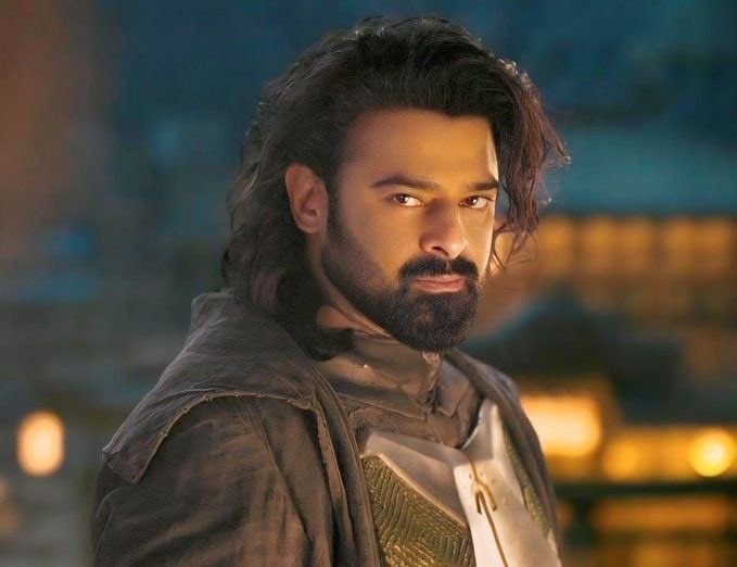 hijabibounder's tweet image. Dear Prabhas fans, 

What do we call ourselves after joining the fandom? Darlings? Army? Rebels? 

Sincerely, 
Your good Hyderabadi American girl 

PS: IVE GONA FULL DARLINGEY 🕺🏻💃🏻 #Prabhas #prabhasraju