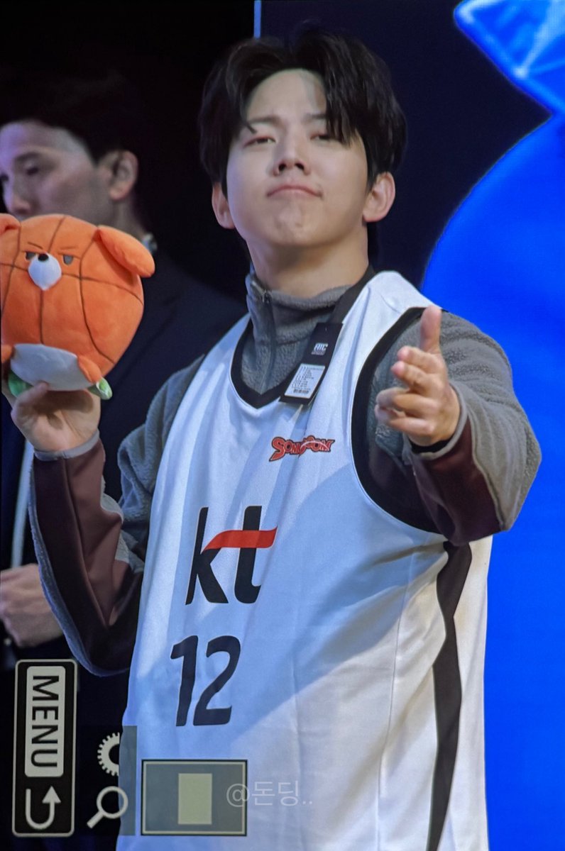 ddongaed's tweet image. 251122 #도운 #dowoon #데이식스 

수원 kt 소닉붐으로 지명하겠습니다🫵🏻🏀