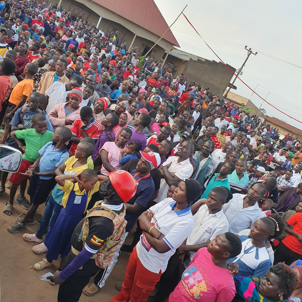 GeraldSsem76515's tweet image. @LwengoDistrict1 in a bee hive of revolutionary activities 
Well done hon @NamuyanjaChr
@KizitoAbasi1
@hakimsawula
@NUP_Ug
#AnewUgandaNow 
#ProtestVote2026