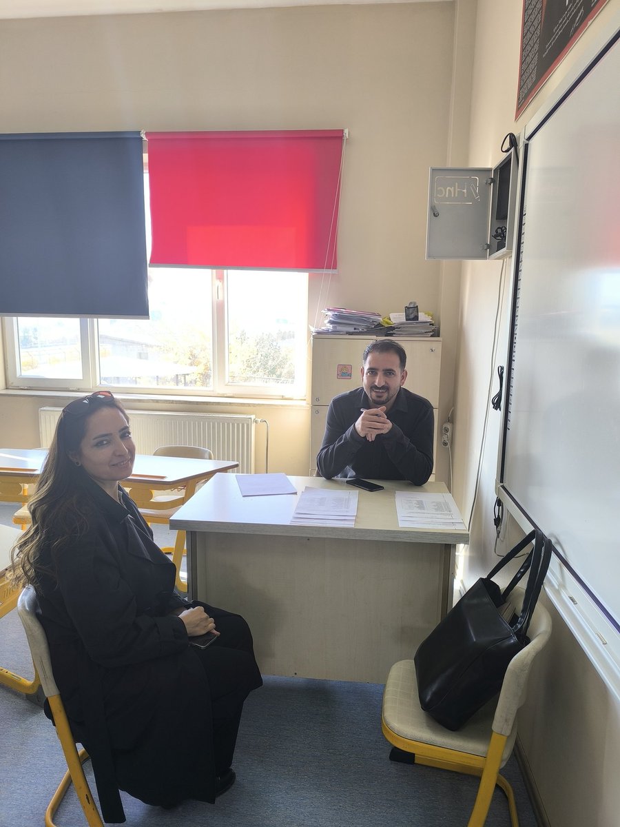 2025-2026 Eğitim Öğretim yılı 1. Dönem İlkokul bireysel Öğretmen Veli randevulu görüşme toplantısı velilerimizin yoğun katılımıyla devam etmektedir.❤️💙
<a href="/bahcesehir_k12/">Bahçeşehir Koleji</a> 
<a href="/EnverYucel/">EnverYucel</a> 
<a href="/koccozlem/">Dr.Özlem Koç</a> 
<a href="/Savas_BOYAR/">Savaş BOYAR</a> 
<a href="/AtlihanMumtaz/">Mümtaz ATLIHAN</a> 
<a href="/ismailK08300410/">İsmail Karaman</a>