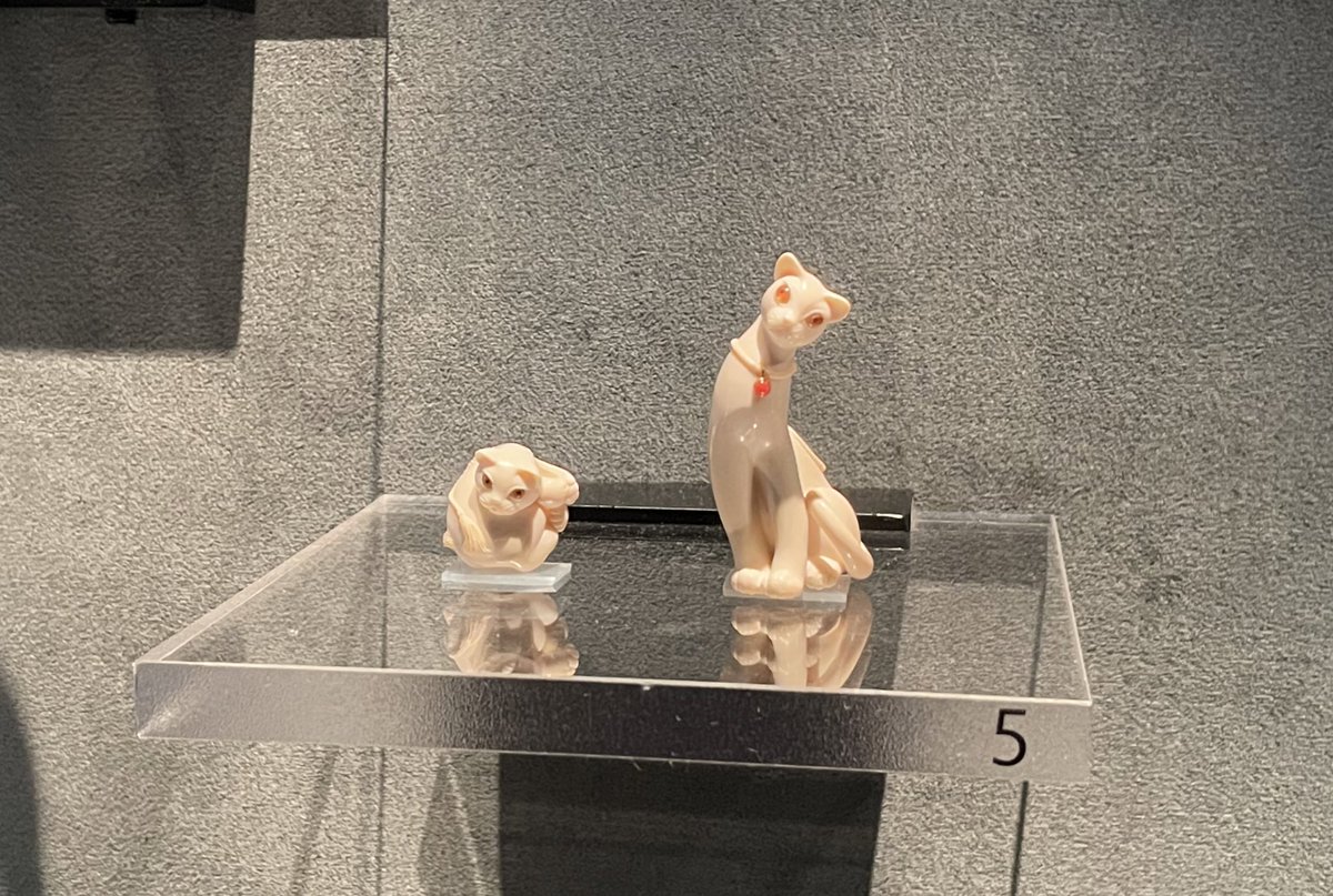 uenokuromon's tweet image. トーハクの高円宮コレクションの根付が新しくなってた‼️相変わらずどれも可愛すぎる🥰