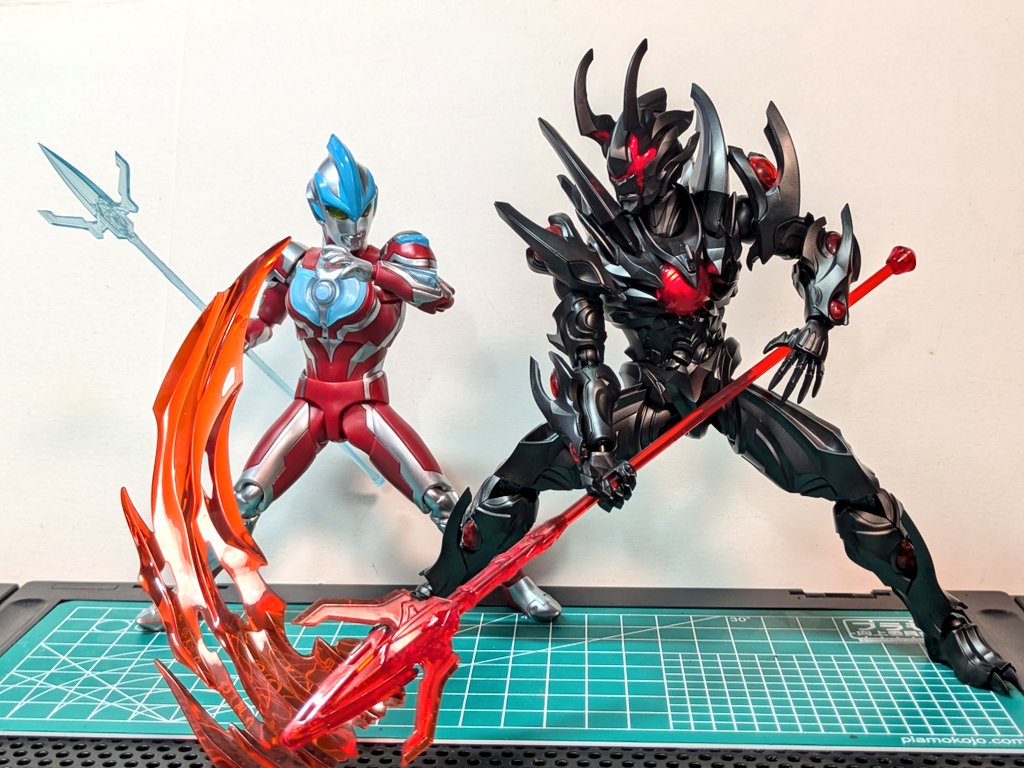 KEEPPLEY ダークルギエル #ウルトラマンギンガ の宿敵が中国玩具