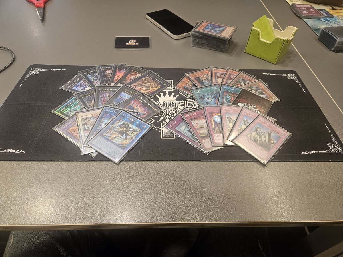 갸구리 tweet media