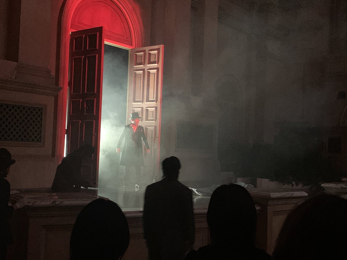 neuraloverlap's tweet image. 本日は作家のお仲間とイマーシブフォート東京で「ザ　シャーロック」の舞台観劇！
参加体験型で館内を一緒に歩き回るのですが、とにかく疲れました😅
ランチ付きということで「アサシン」というピリ辛パスタをいただきましたよ🌶️
謎解き推理ものかと思いましたが、エンタメ要素のほうが強かったかも🤔