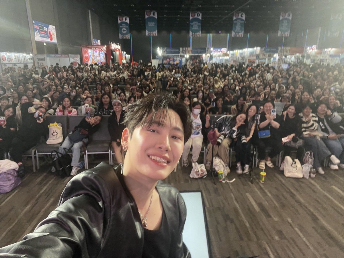 bb0un's tweet image. ขอบคุณทุกคนที่มาหากันนะค้าบ ทีมหน้าจอด้วยน้า นานๆมีงานทีได้เจอทุกคนแล้วววววว
ขอบคุณทางงานที่เชิญบุ๋นมาด้วยน้า รักจัง ❤️
รักนะว้อยยยยยยยยยยยยยยยยยยยยยยยยยยยยยยยยยยยยยยยยยยยยยยยยยยยยยยยยยย
❤️❤️❤️❤️❤️❤️❤️❤️❤️❤️❤️❤️❤️❤️❤️❤️❤️❤️❤️❤️❤️❤️❤️❤️❤️❤️❤️❤️❤️❤️
 #JNTOthailandxBoun