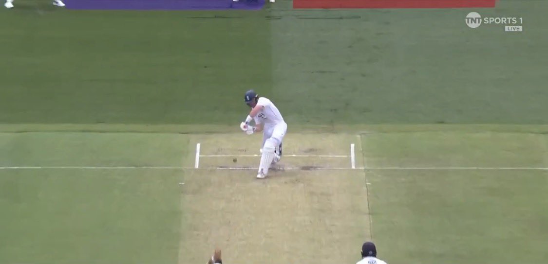 CharlesDagnall's tweet image. Morning. Seen the replays. 

Look, Who am I to be having a pop but come on… you just can’t be playing at these. 1.5/2 feet outside? 🤷🏻‍♂️

Some of the others nicked off when they’re on the line of the body fair enough, but make bowlers earn their wickets!!