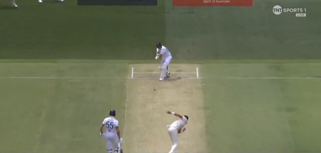 CharlesDagnall's tweet image. Morning. Seen the replays. 

Look, Who am I to be having a pop but come on… you just can’t be playing at these. 1.5/2 feet outside? 🤷🏻‍♂️

Some of the others nicked off when they’re on the line of the body fair enough, but make bowlers earn their wickets!!