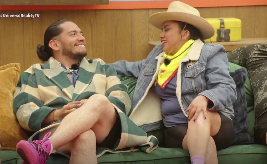 Porque me enseñaste a nunca callarme, a no sentirme mal por ser quien soy y a amar cada parte de mi. 

TEO SI ME REPRESENTA 

#LaGranjaVIP