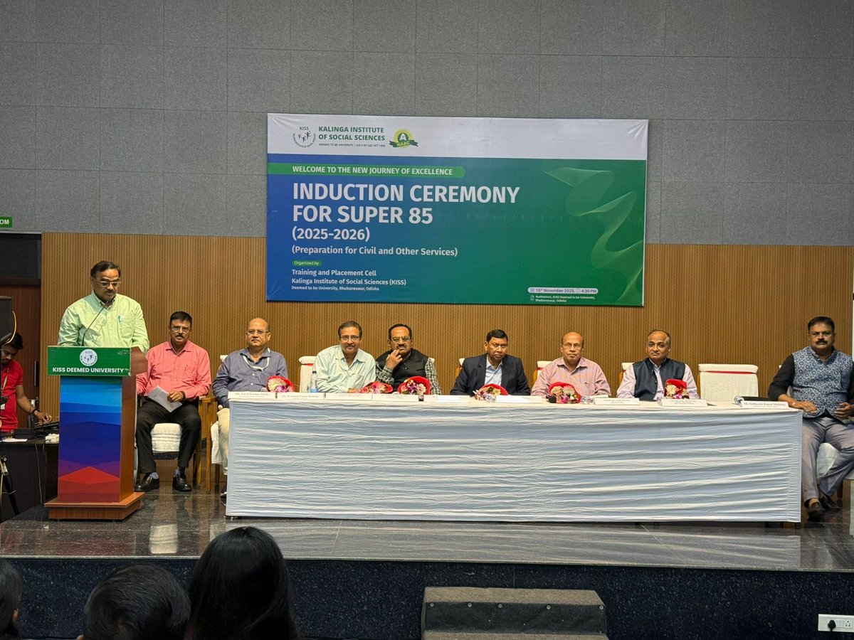 kissfoundation's tweet image. KISS DU held the Induction Ceremony for Super–85 (2025–26) on 15th November 2025, marking the start of an empowering preparation journey for Civil Services and other competitive examinations. The initiative reflects the vision of Hon’ble Founder Dr. Achyuta Samanta, reaffirming…