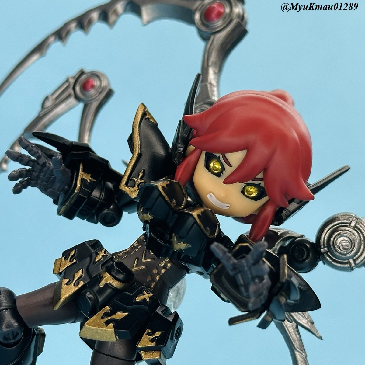 MyuKmau01289's tweet image. ブラックナイトスコード カルラのMS少女です
先日のオフ会のとき、いのう商店さんで購入した「めだまや」さんの黒目玉を使ってみたくて黒基調で作成してみました
#モビルスーツアンサンブル
#リンクトラベラーズ
#MS少女