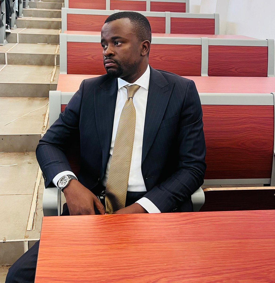 Ibandagrace's tweet photo. #Sciences: Conférence inaugurale/ Master en Droit du Numérique (UPL)
Un moment fort pour la Faculté de Droit, la séance inaugurale du Master en Droit du Numérique, animée par le Dr @Kandolo_ ,l’un des initiateurs de ce programme et Chef de département.
La présence de Maître #Johnny_LUNDA a également donné un relief particulier à cette rencontre, confirmant l’importance stratégique de cette nouvelle filière pour la formation des juristes de demain.
Une ouverture inspirante, qui marque officiellement le début d’une aventure académique résolument tournée vers l’avenir numérique de la RDC.
@droitnumCD @KANDOLOFelix @econonumerique @zlecafrica @AFRICA24TV @ReutersAfrica @wembi_steve @Katsuva_R @SADC_News