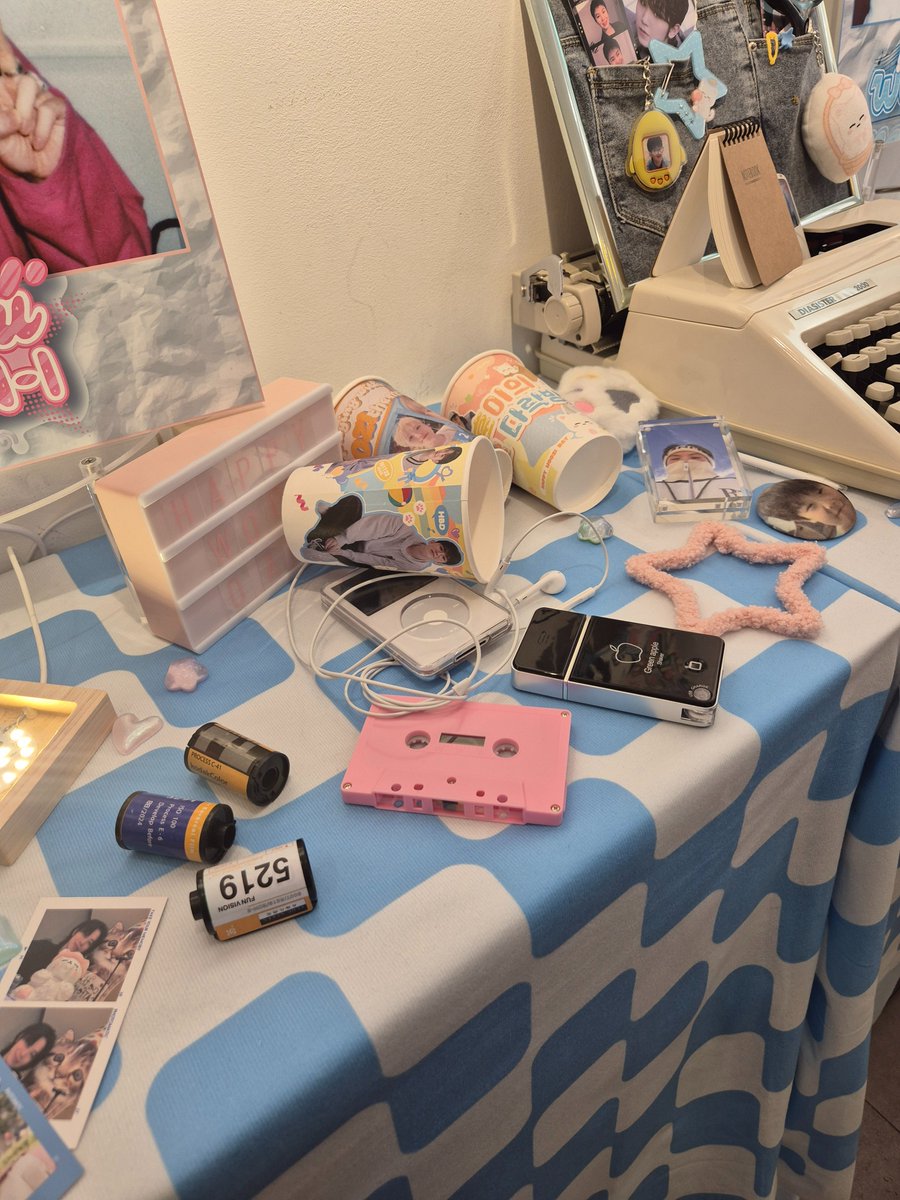 #빌려간_먕먕이를_찾습니다
여기도 디피가 ㅈㄴ 아름다웟은
소품을 되게 잘 활용하신 거 같앗은
우아해 ..