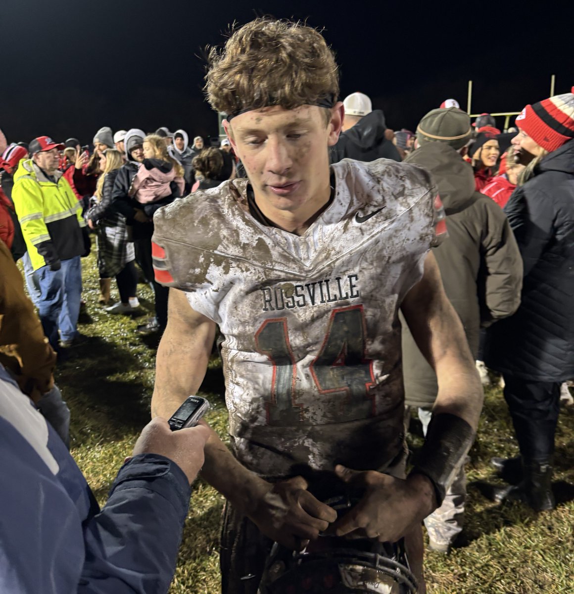 . <a href="/RHS_DAWG_FB/">Rossville HS FB</a> holds off Jackson Heights 21-18 to advance to Class 1A title game. ...
loom.ly/jZ4SmnE
