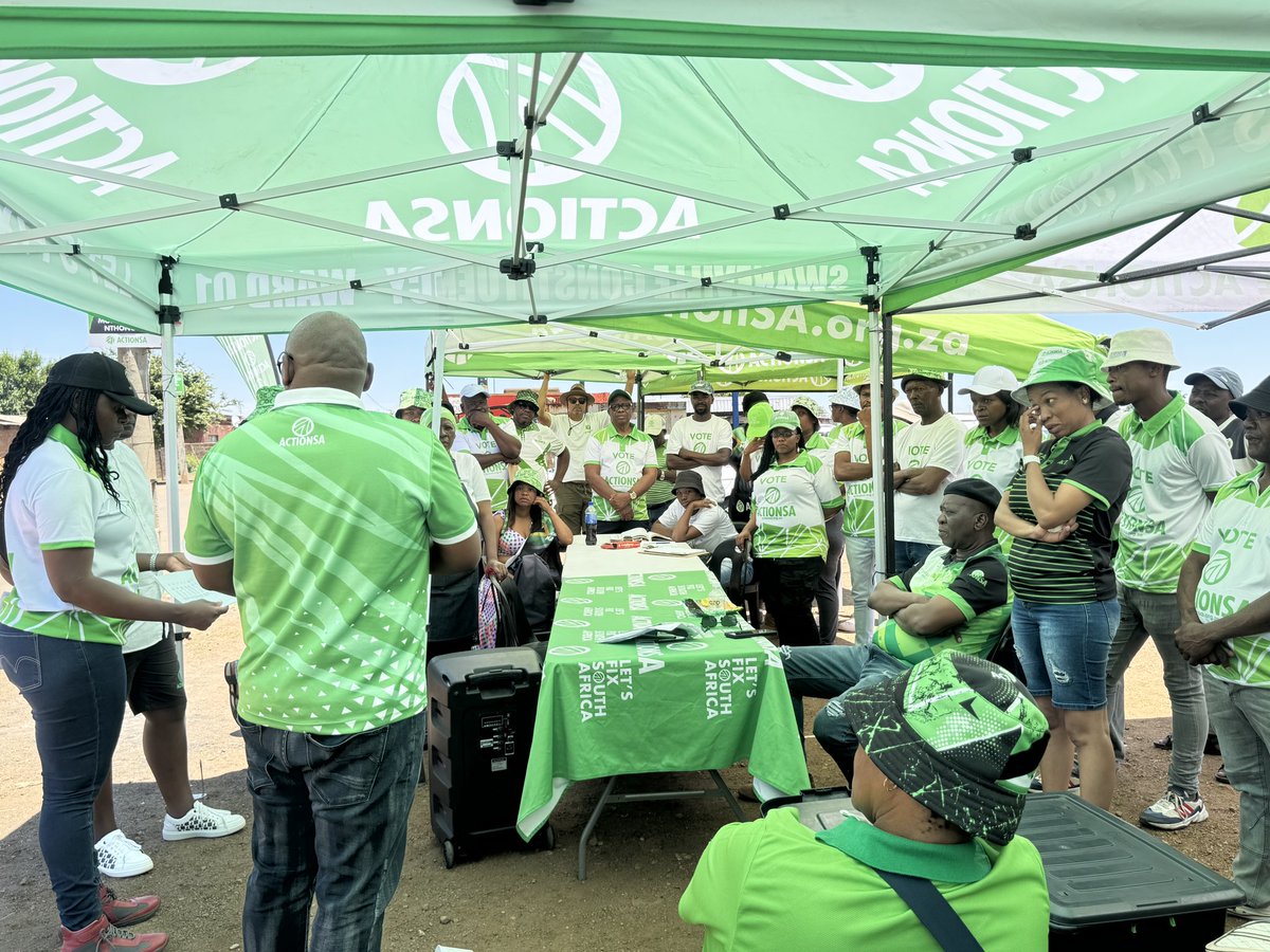 Funzi_Ngobeni's tweet photo. We are in the final stretch β and every conversation at the doorstep matters.
Only @Action4SA stands with the people. Only @Action4SA can FIX Merafong.
Letβs push to the finish line. Letβs make history together. π
#Ward10FinalPush #ActionSA #FixMerafong #RealChange https://t.co/BqBnYinXdj