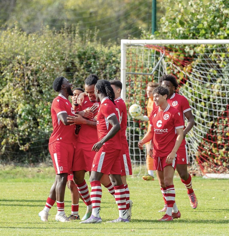 CockfostersFC's tweet image. ITS MATCH DAY and its a road trip to New Lamb Meadow this afternoon. 3pm ko.  

Baldock FC will host us for the 2nd time in 11 days. Victory on our last visit secured us a place in the next round of the cup. Victory today could see us climb closer to the summit of the Spartan…