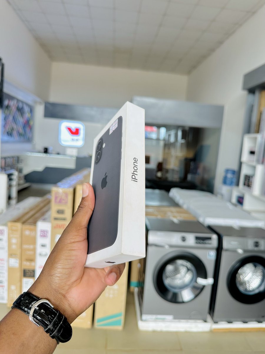 Tanthwe2's tweet image. ✅iPhone 16 Plus
✅128GB
✅Sealed
MK4,200,000
🇺🇸 Version