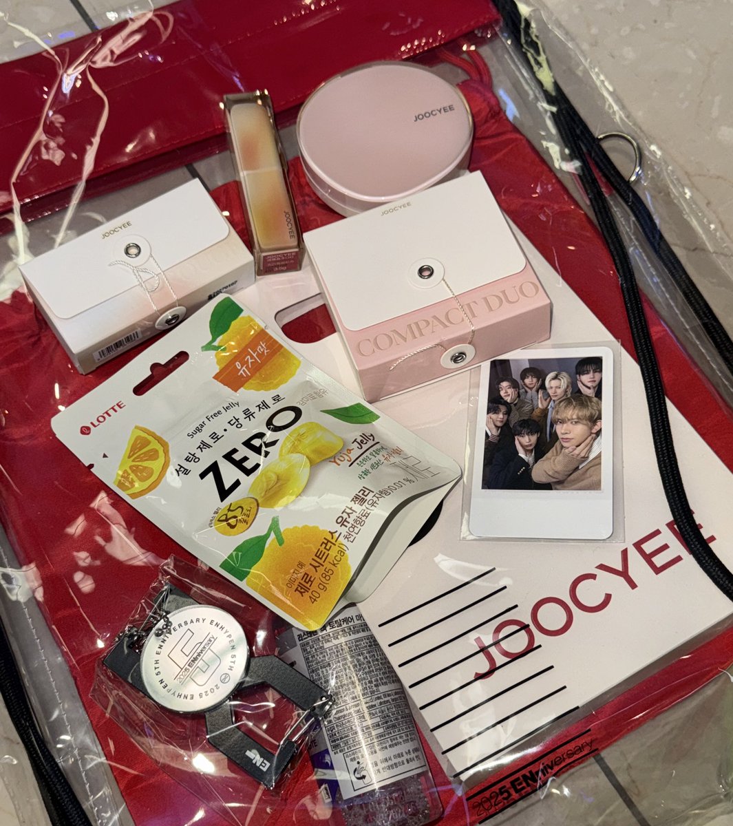 오늘 롯월 역조공!!!!
ㄴ 근데 가글은 뭐죠