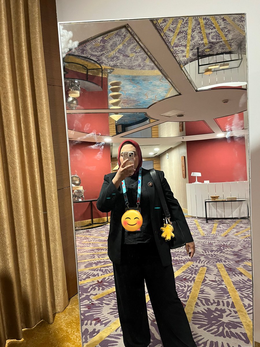 poutytigerr's tweet image. GUYS TOLONGIN TAMTAM KU HILANG😭😭😭😭😭😭😭😭😭😭. Please kalau ada yang ketemuin boleeh info ke aku yaa. Hilangnya saat international conference di Pullman Central Park yaa hari ini. Tolong bgt guys aku lemes😭😭😭 makasih😭😭😭😭