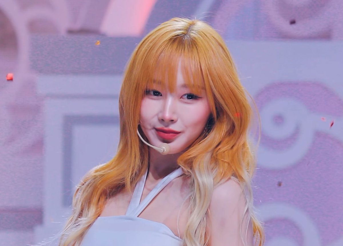 vivi ⋆˚࿔ tweet media