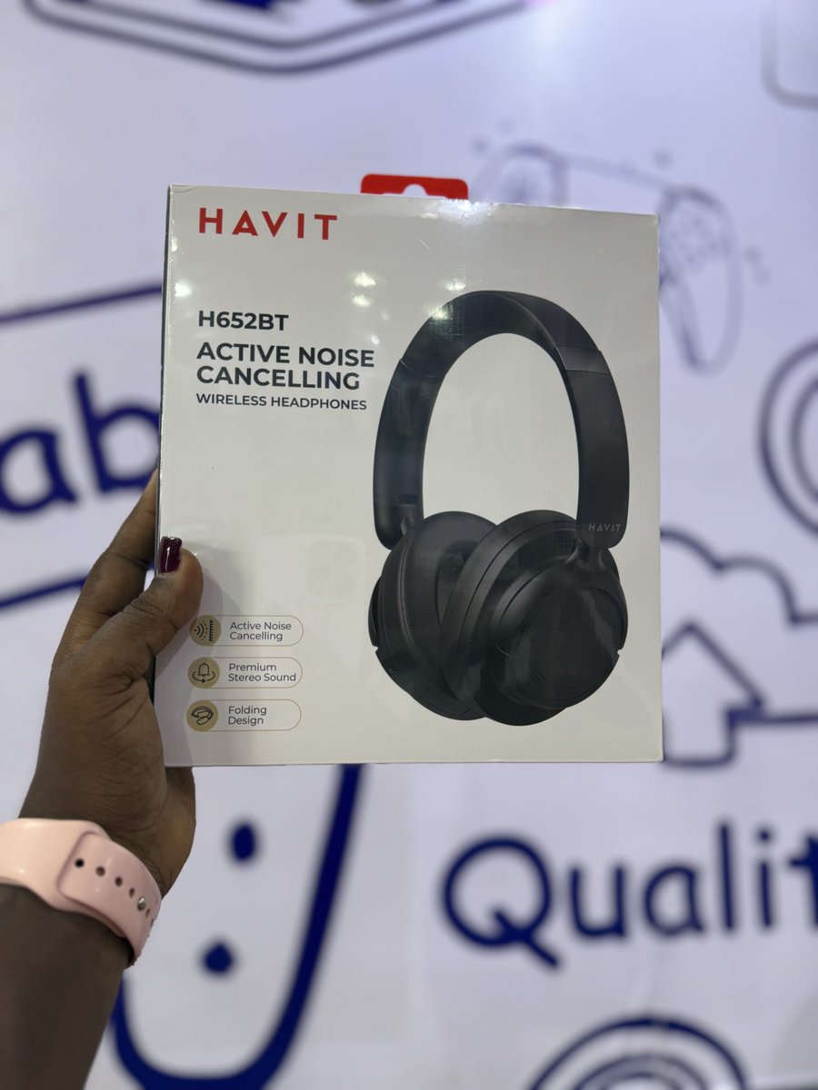 gadget_xpress01's tweet image. Good morning tech lovers! 🤭
The gadget shop is open and ready to take your order as always. 🤩🥳

Looking for the perfect gift? We’ve got you covered.

Headsets –50,000
Wireless earbud– 45,000

Send a DM to @GadgetXpress to order. 🥳